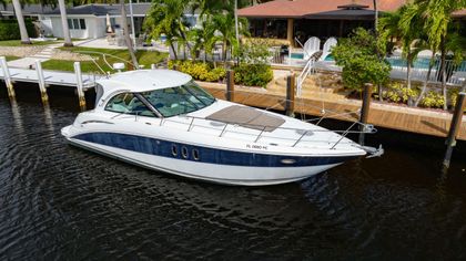 40' Cruisers Yachts 2008 Yacht For Sale